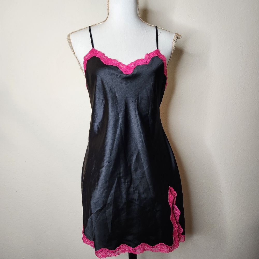 Victoria's Secret Womens Medium Black Pink Lace Trim Lingerie Dress Mini Leg Ope